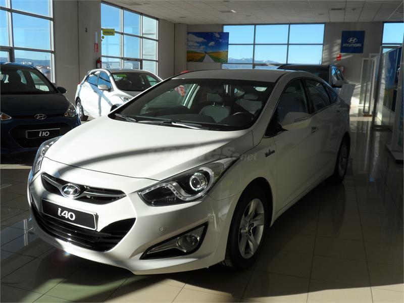 HYUNDAI i40 - t