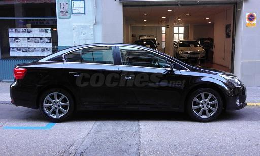 Coche electrico lujo 600 km autonomia