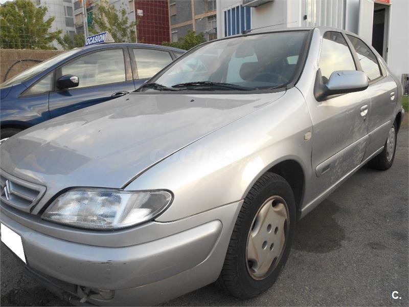 CITROEN Xsara 1.6 16v Exclusive Gasolina Gris / Plata del 2001 con