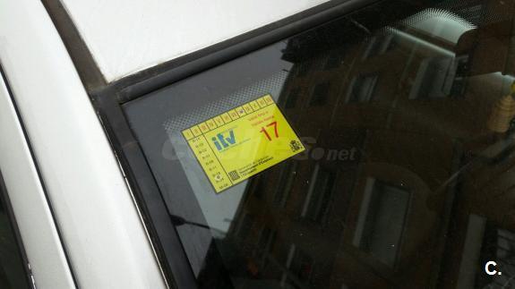 El cálculo del coste de la gasolina a 1 km de la carrera del automóvil