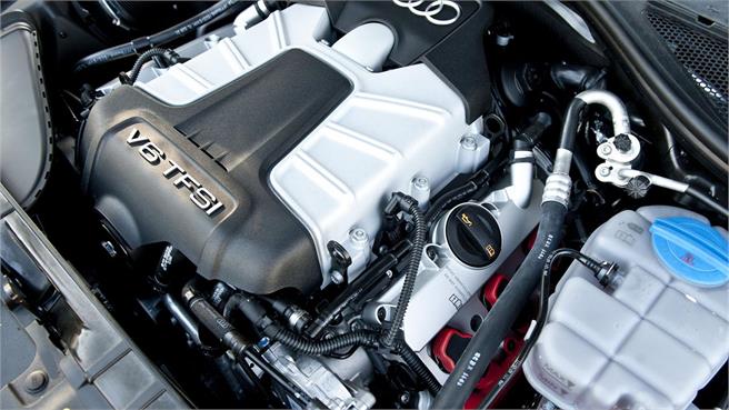 Audi A6 Avant 3.0 quattro