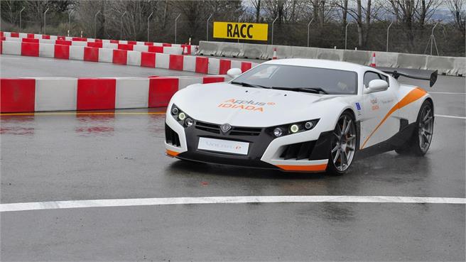 El coche eléctrico más potente del mundo 656x369cut