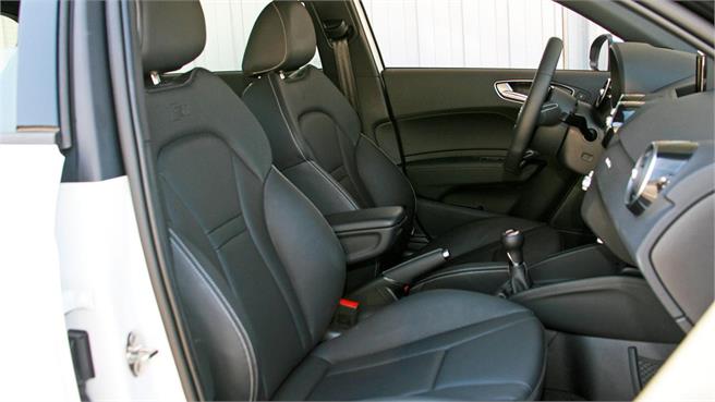 AUDI S1 - Mini Paceman John Cooper Works