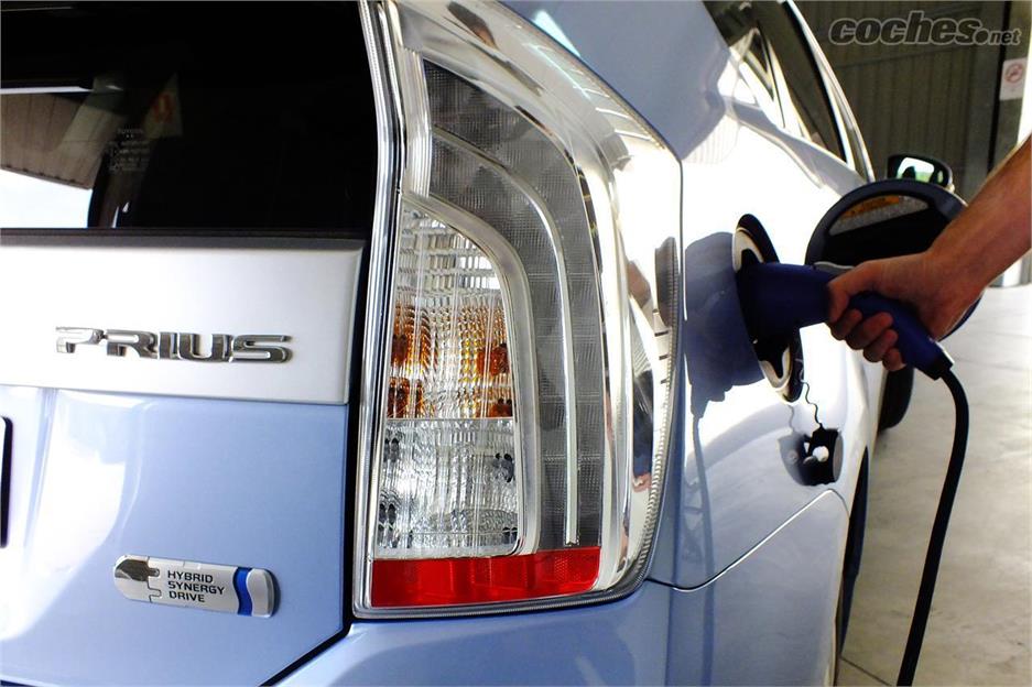 inventore di tesla auto