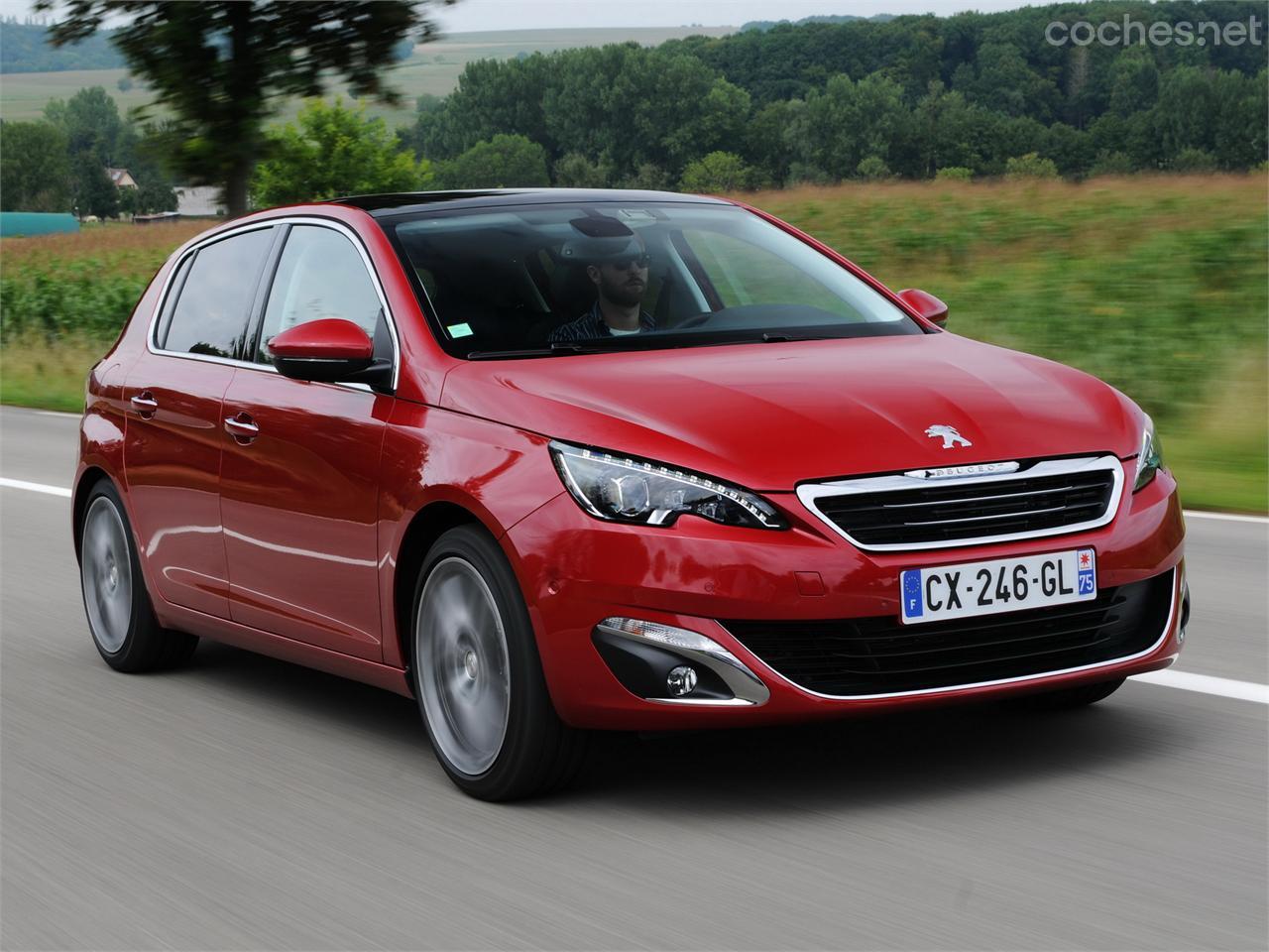 Lanzamiento: Peugeot 308 y 4 (Restyling)