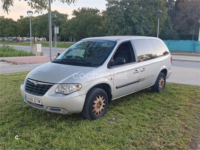 CHRYSLER Grand Voyager (2005) - 2450 € en Valencia 