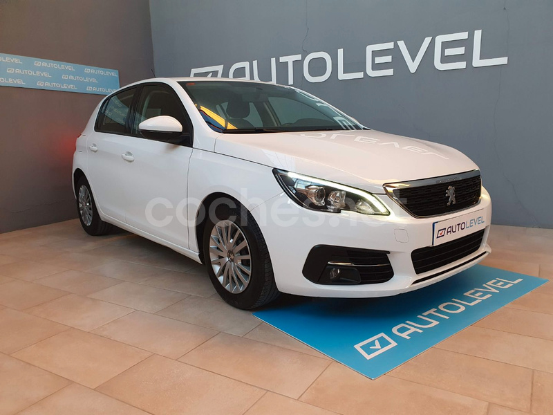 Peugeot / 308 SW HDI 130cv Allure – Levanauto