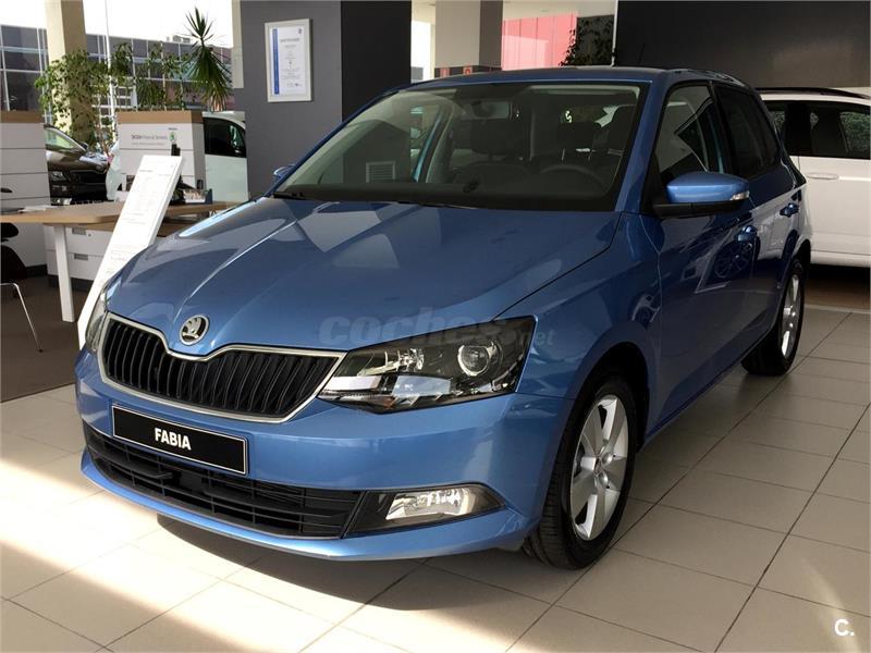 Skoda denim blau