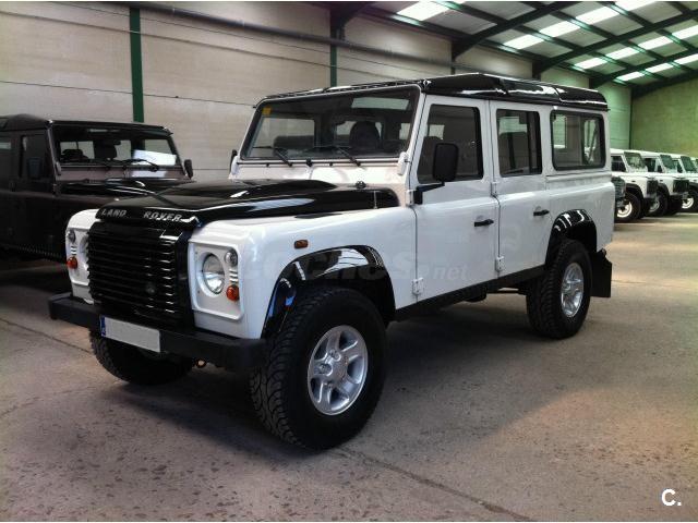 Land rover defender 2009