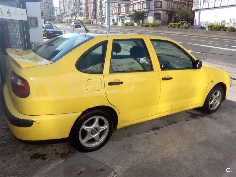 SEAT córdoba 1.9 tdi stella 90cv Diesel Amarillo (1) del 2002 con ...