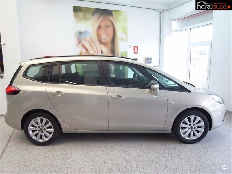 Opel zafira tourer 2013