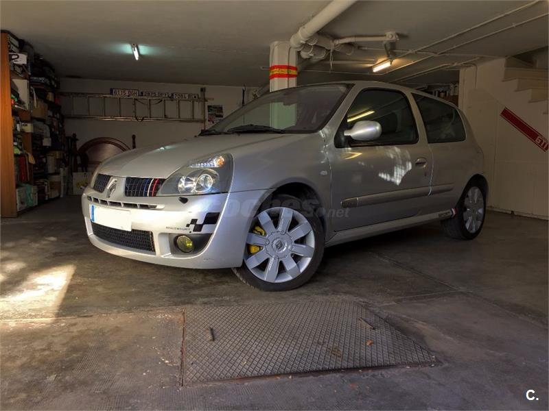 RENAULT Clio Renault Sport Team  16V 3p. con 160000 kms en Albacete -  