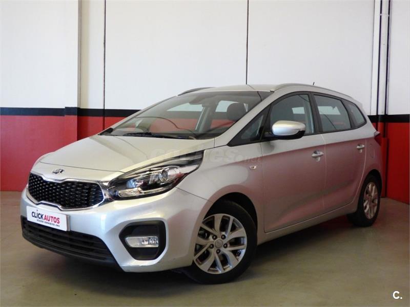Kia carens 2018