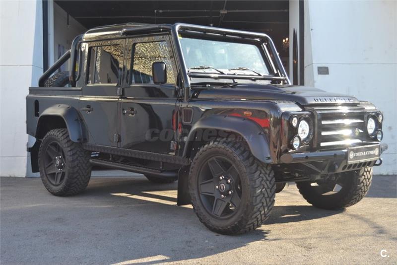 Land rover defender 2010