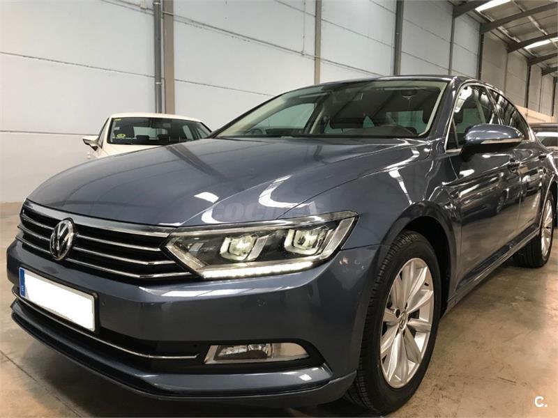 VOLKSWAGEN passat advance 1.6 tdi 120cv bmt Diesel Azul (Azul) del 2015 con 120000km en Sevilla