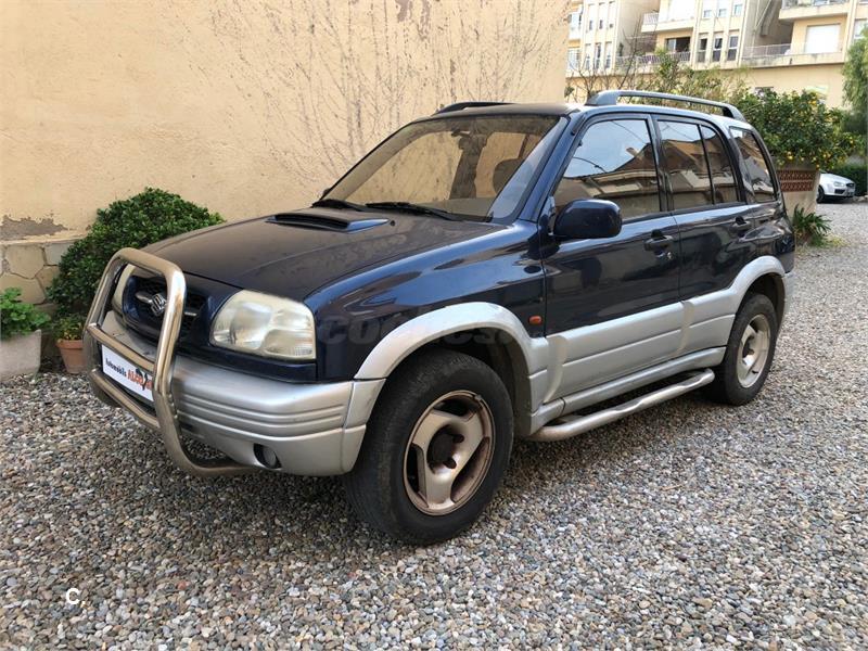 Suzuki grand vitara 2000