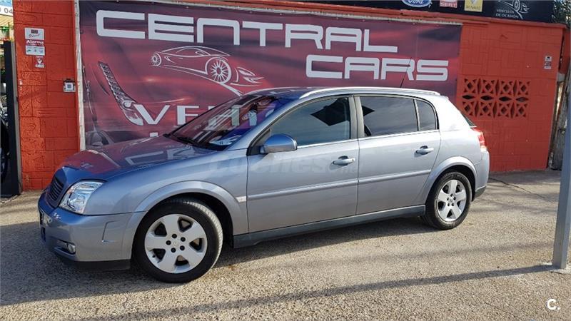 Opel signum 2004