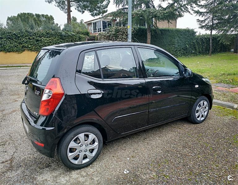 HYUNDAI i10 1.2 comfort Gasolina Negro (Negro) del 2013 con 98000km en