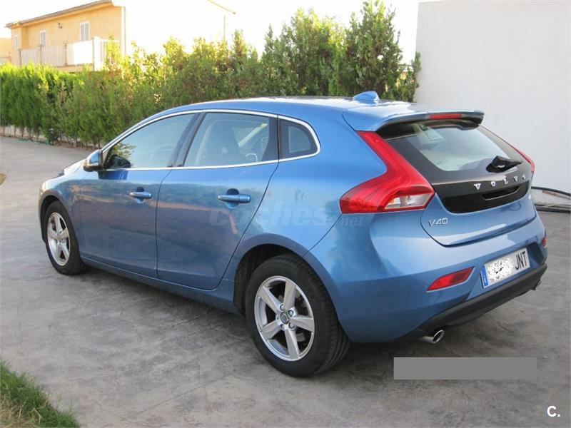 Volvo V40 20 D3 Momentum Auto 5p