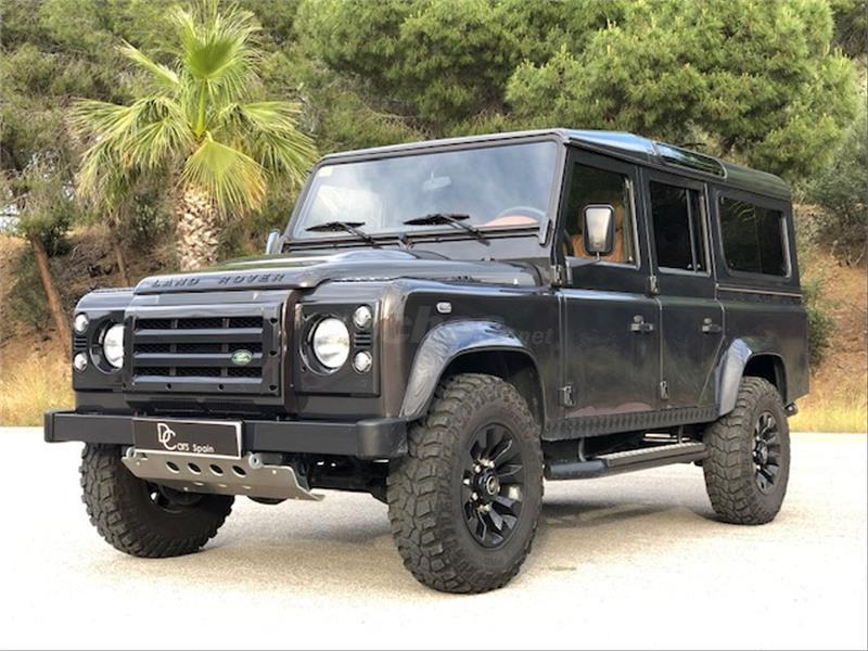 Land rover defender 2010