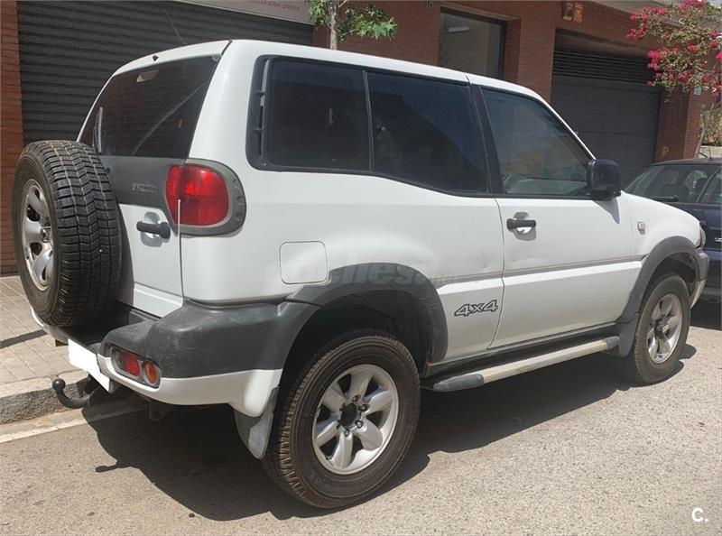 Nissan terrano 2000