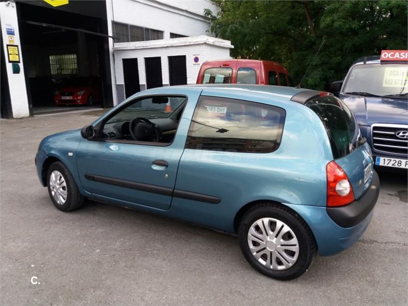 RENAULT Clio (2004) 1.999 € en Vizcaya