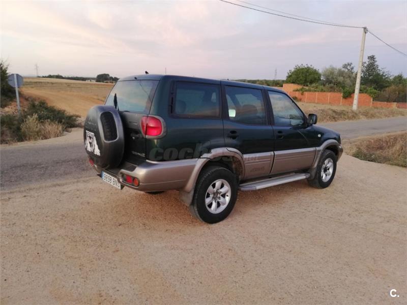 Nissan terrano 2000