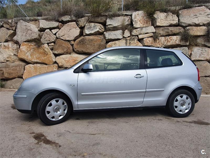 VOLKSWAGEN polo (2004) 2.200 € en Barcelona