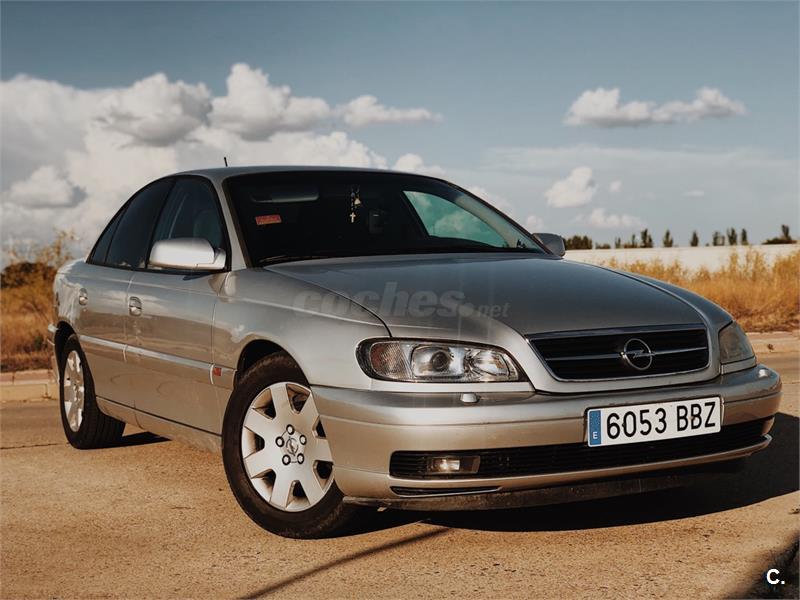 Opel omega 2001