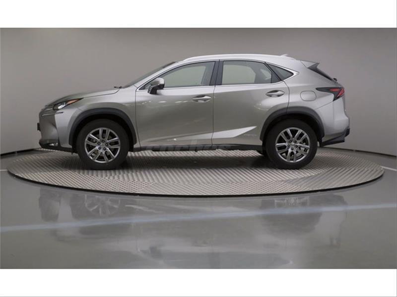 Lexus nx 400