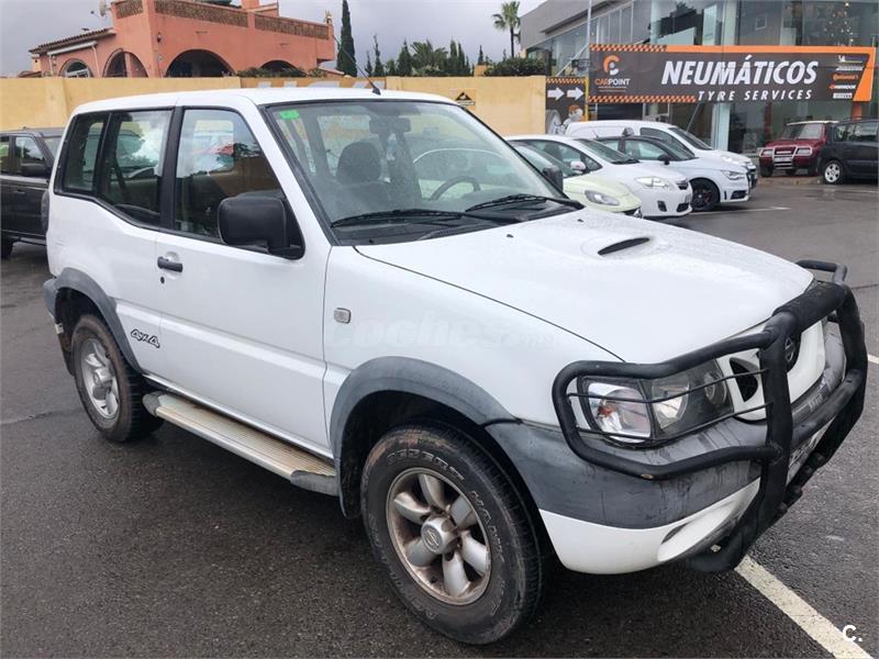 Nissan terrano 2001