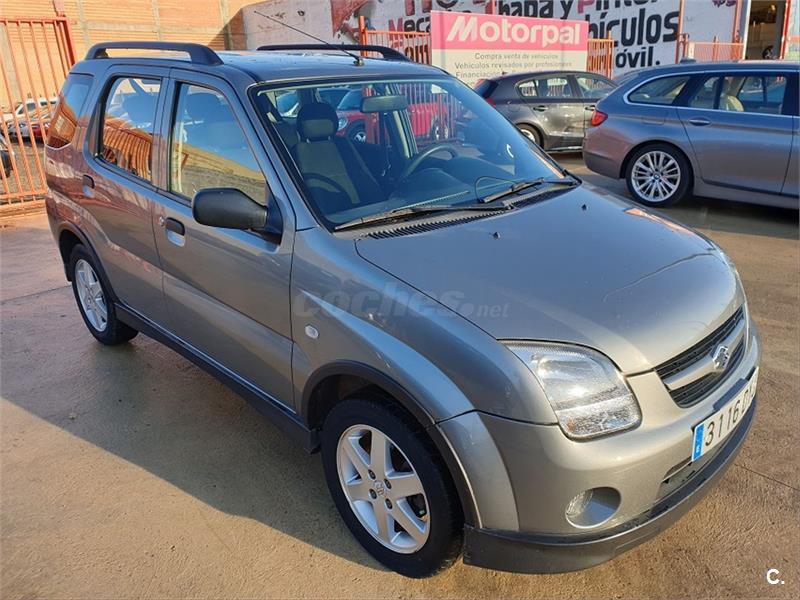 Suzuki ignis 2006