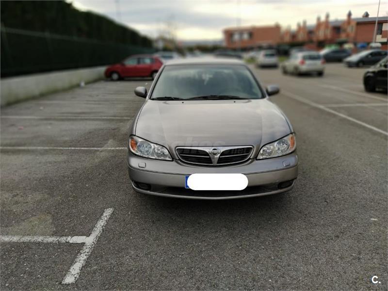 NISSAN Maxima QX (2001) - 1.350 € en Cantabria | Coches.net