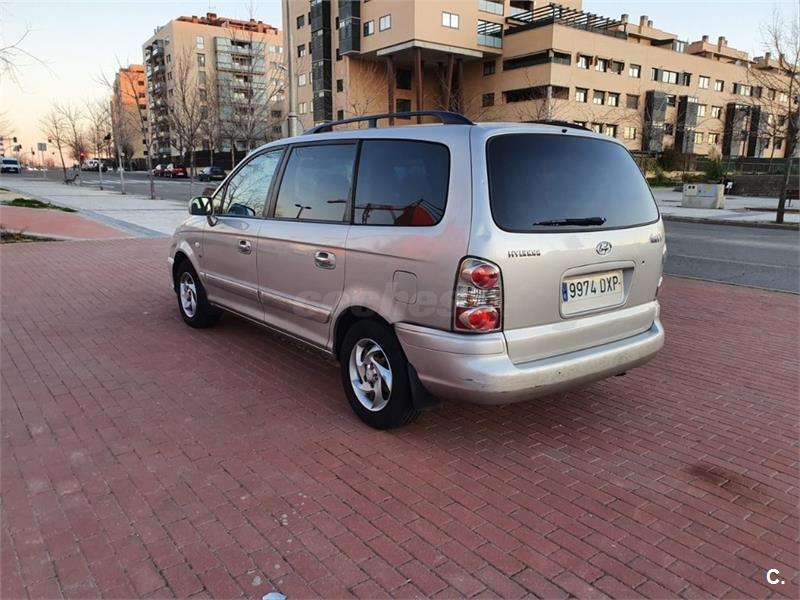 Hyundai trajet 2006
