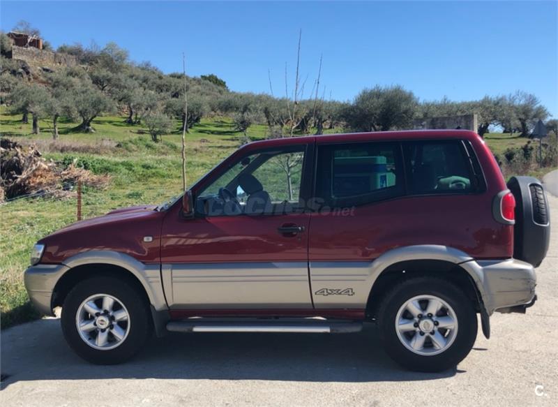 Nissan terrano 2000