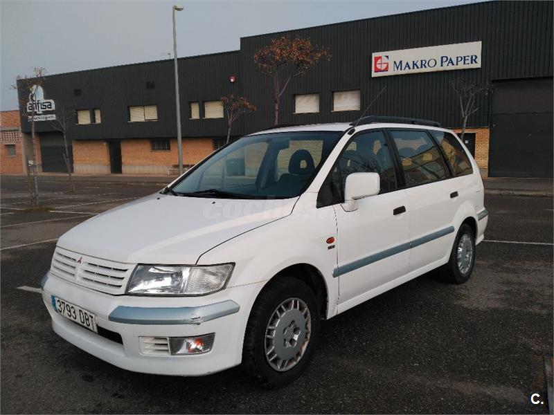 Mitsubishi space wagon 2000