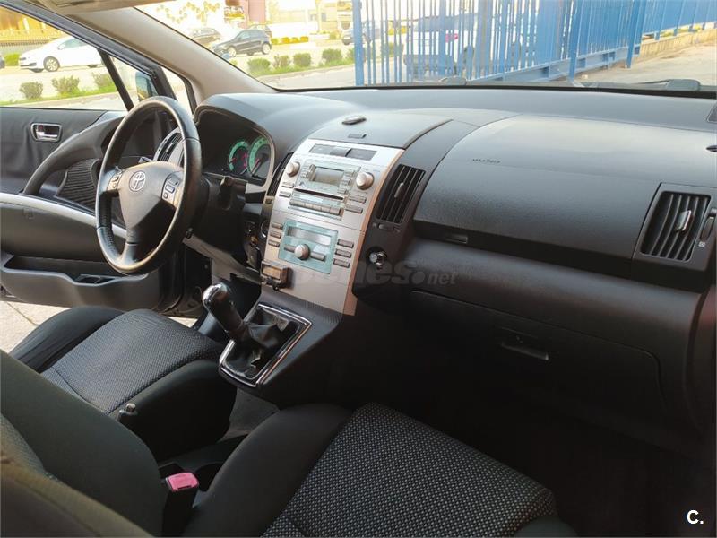 TOYOTA Corolla Verso (2006) - 3.900 € en Barcelona | Coches.net