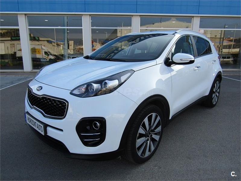 Kia sportage 18 года