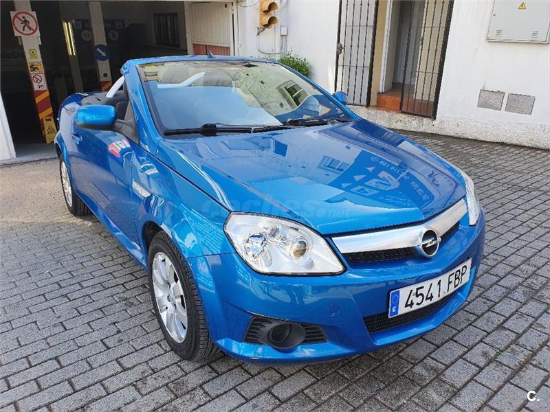 Opel tigra 2005