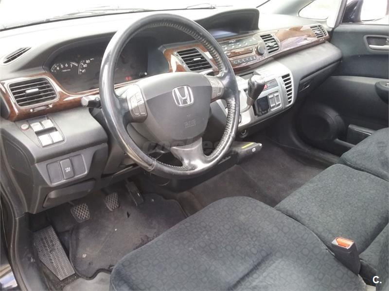 Honda frv салон