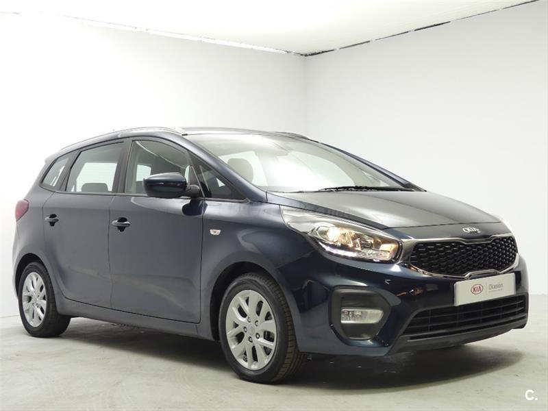 Kia carens 2018