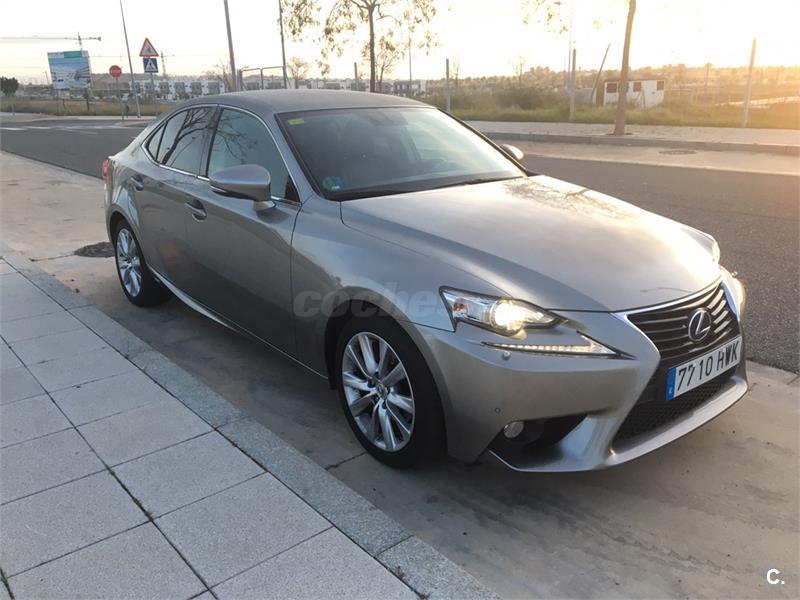Lexus is 400