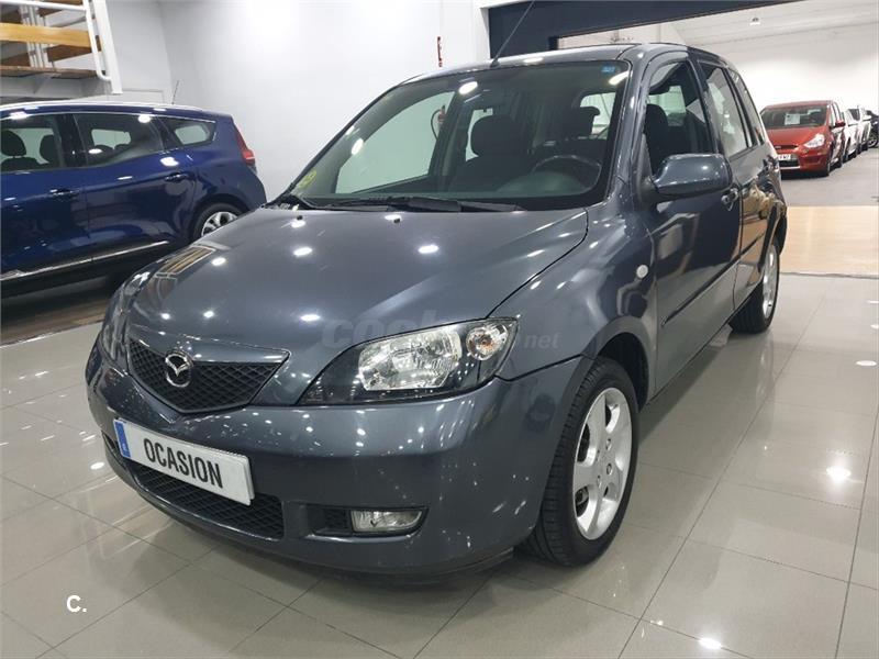 Mazda 2 2004