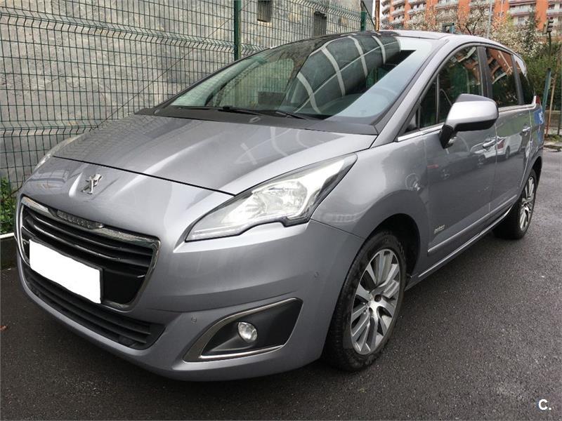 Peugeot 5008 2015