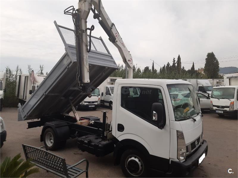Nissan cabstar 2015