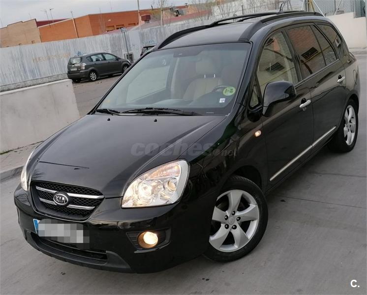 Kia carens 2010