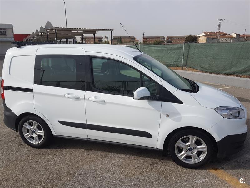 Ford tourneo courier 2018