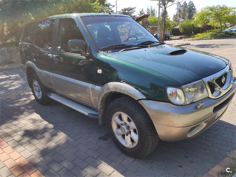 Nissan terrano 2001