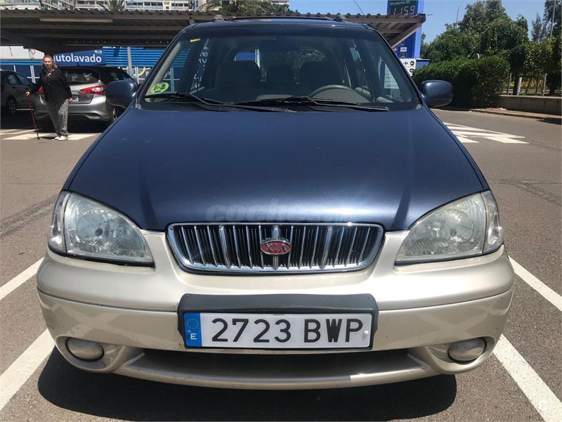 Kia carens 2005 года