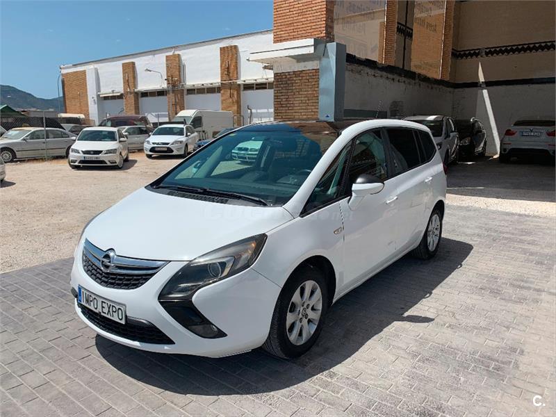 Opel zafira 2015